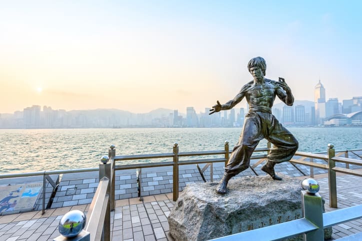 Bruce Lee Avatar Reunites with Fans on Metaverse